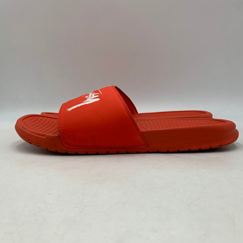 【中古品】【メンズ】 NIKE ナイキ × STUSSY ステューシー BENASSI CW2787-600 ベナッシ サンダル シューズ 靴 160-260628-as-05-izu サイズ：28cm カラー：HABANERO RED/WHITE 万代Net店