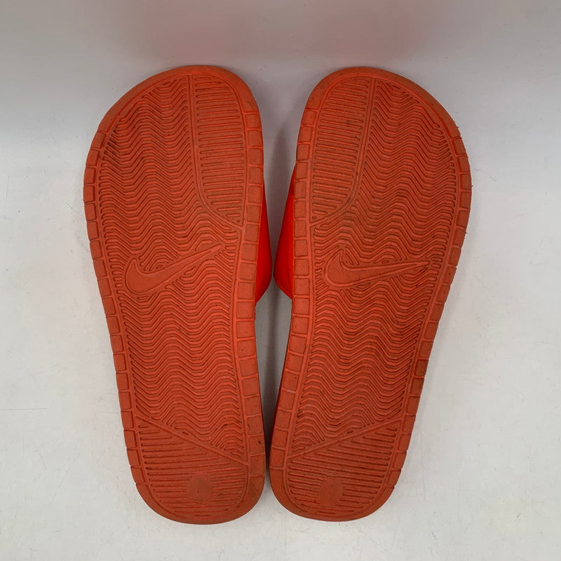 【中古品】【メンズ】 NIKE ナイキ × STUSSY ステューシー BENASSI CW2787-600 ベナッシ サンダル シューズ 靴 160-260628-as-05-izu サイズ：28cm カラー：HABANERO RED/WHITE 万代Net店