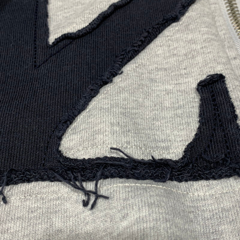 【中古品】【メンズ】 ILLIGO イリゴ 24AWOUT09 129 LOGO PATCH HOODED ロゴ パッチ フーデッド パーカー トップス 141-260627-kh-09-izu サイズ：M カラー：グレー 万代Net店