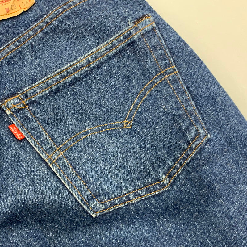 【中古品】【メンズ】 LEVI’S リーバイス 刻印532 SMALL-E 不均等V ケアタグ 黒カン 脇割 通常R 平行ステッチ 501 DENIM PANTS スモールE デニム パンツ ボトムス 157-260616-kh-10-izu サイズ：29×34 カラー：インディゴ 万代Net店