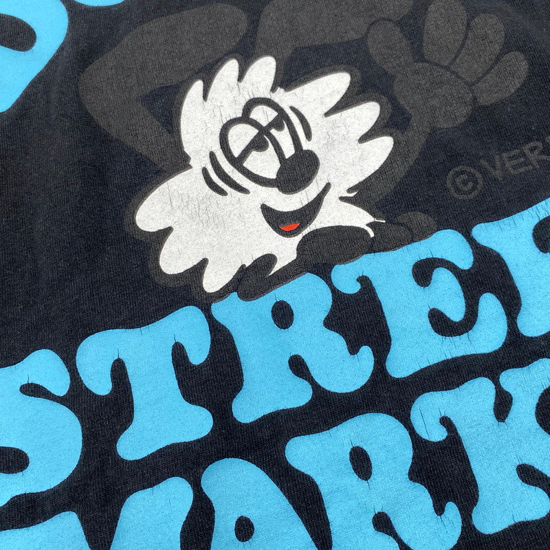 【中古品】【メンズ】 VERDY × DOVER STREET MARKET ヴェルディ×ドーバーストリートマーケット PRINT SS TEE プリント ショートスリーブ ティー トップス 半袖 142-260619-cs-03-izu サイズ：L カラー：ブラック 万代Net店
