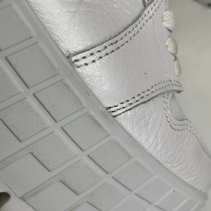 【中古品】【レディース】 NIKE ナイキ HF3184-100 WOMEN'S AIR JORDAN ウィメンズ エア ジョーダン 1 BROOKLYN LOW ブルックリン ロー スニーカー シューズ 靴 166-260620-ya-12-izu サイズ：24cm カラー：WHITE/METALLIC SILVER 万代Net店