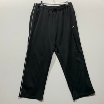 【中古品】【メンズ】 NIKE JORDAN BRAND ナイキジョーダンブランド IO0745-010 IO0747-010 BROOKLYN TRICOT TRACK SET-UP ブルックリン トリコット トラック セットアップ 148-260629-cs-11-izu サイズ：XL カラー：ブラック 万代Net店