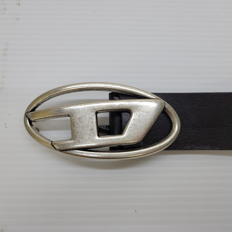 【中古品】【メンズ】 DIESEL ディーゼル X08516 B-1DR COWLEATHER DLOGO BUCKLE BELT カウレザー ディーロゴ バックル ベルト 服飾雑貨 205-260622-cs-10-izu サイズ：80/W32 カラー：ブラック×シルバー 万代Net店