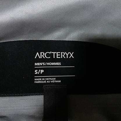 【中古品】【メンズ】 ARC'TERYX アークテリクス X000010513 25AW BETA JACKET MEN'S ベータ ジャケット メンズ アウター 144-260626-ya-10-izu サイズ：S カラー：ネイビー 万代Net店