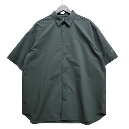 【中古美品】【メンズ】 DESCENTE ALLTERRAIN デサント オルテライン SOLOTEX HALF-SLEEVE REGULAR COLLAR SHIRT DU5SHSI1M ソロテックス ハーフスリーブ レギュラーカラーシャツ 144-260704-as-02-izu サイズ：O カラー：グリーン 万代Net店