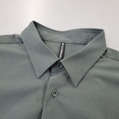 【中古美品】【メンズ】 DESCENTE ALLTERRAIN デサント オルテライン SOLOTEX HALF-SLEEVE REGULAR COLLAR SHIRT DU5SHSI1M ソロテックス ハーフスリーブ レギュラーカラーシャツ 144-260704-as-02-izu サイズ：O カラー：グリーン 万代Net店