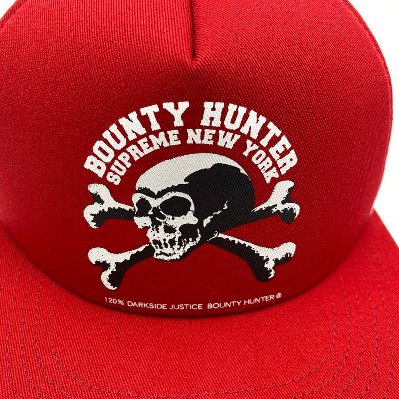 【中古品】【メンズ/レディース】 Supreme シュプリーム × BOUNTY HUNTER バウンティーハンター MESH BACK 5-PANEL メッシュバック 5パネル キャップ 帽子 185-260628-as-23-izu サイズ：ONE SIZE(58cm) カラー：レッド×ホワイト 万代Net店