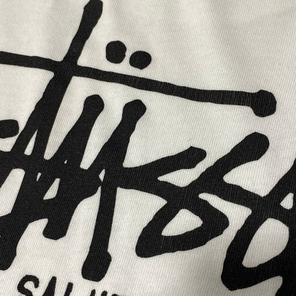 【中古品】【メンズ】 STUSSY ステューシー × NIKE ナイキ MEN'S T-SHIRT DV1774-100 メンズ Tシャツ コラボ 半袖 プリント トップス 142-260626-ay-04-izu サイズ：L カラー：ホワイト 万代Net店