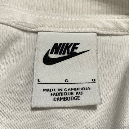 【中古品】【メンズ】 STUSSY ステューシー × NIKE ナイキ MEN'S T-SHIRT DV1774-100 メンズ Tシャツ コラボ 半袖 プリント トップス 142-260626-ay-04-izu サイズ：L カラー：ホワイト 万代Net店