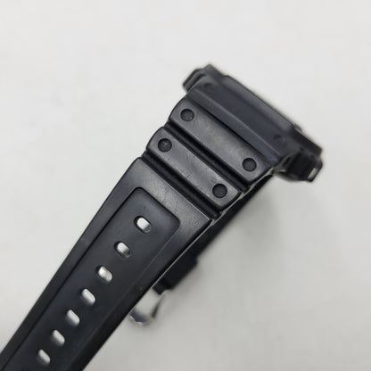 【中古品】【メンズ/レディース】 G-SHOCK ジーショック DIGITAL 5600 SERIES SAKURA STORM DW-5600TCB デジタル サクラストーム 腕時計 196-260704-as-14-izu サイズ：48.9 × 42.8 × 13.4 mm カラー：ブラック×ピンク 万代Net店