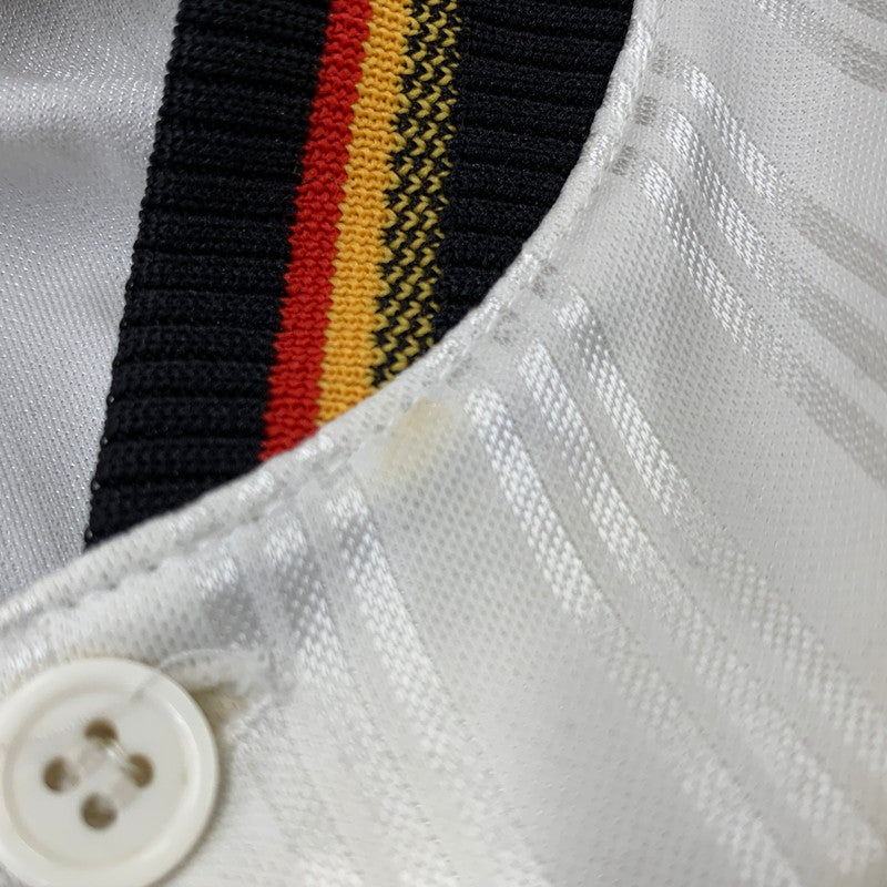 【中古品】【メンズ】 OLD ADIDAS オールドアディダス HENLEY NECK UNIFORM WEQ-1300D ヘンリーネック ユニフォーム デサント社製 ドイツ代表 146-260704-as-18-izu サイズ：O-XO カラー：ホワイト 万代Net店