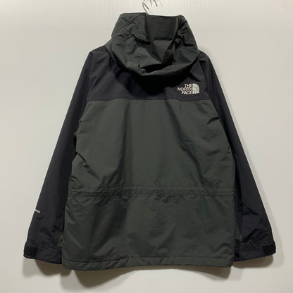 【中古品】【メンズ】 THE NORTH FACE ザ・ノースフェイス MOUNTAIN LIGHT JACKET NP62236 マウンテンライトジャケット アウター 144-260628-as-25-izu サイズ：L カラー：グレー系 万代Net店