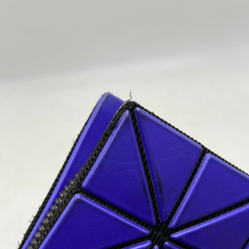 【中古品】【メンズ/レディース】 BAOBAO ISSEY MIYAKE バオバオ イッセイミヤケ BB01-AG781 BOOK WALLET MATTE ブック ウォレット マット 二つ折り財布 財布 200-260629-cs-07-izu カラー：パープル 万代Net店