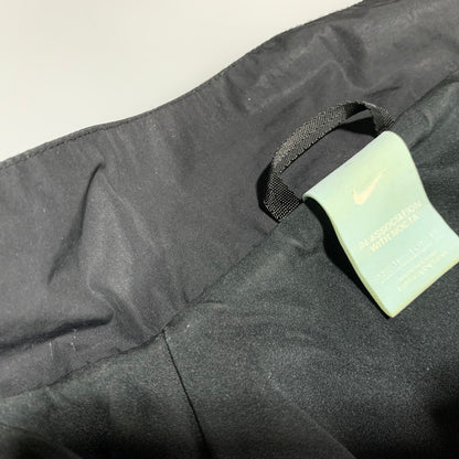 【中古品】【メンズ】 NIKE ナイキ × DRAKE NOCTA ドレイクノクタ ESSENTIAL TRACK JACKET DA3861-010 エッセンシャル トラックジャケット 142-260629-as-12-izu サイズ：XS カラー：ブラック系 万代Net店