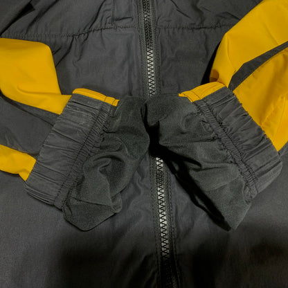 【中古品】【メンズ】 NIKE ナイキ × DRAKE NOCTA ドレイクノクタ ESSENTIAL TRACK JACKET DA3861-010 エッセンシャル トラックジャケット 142-260629-as-12-izu サイズ：XS カラー：ブラック系 万代Net店