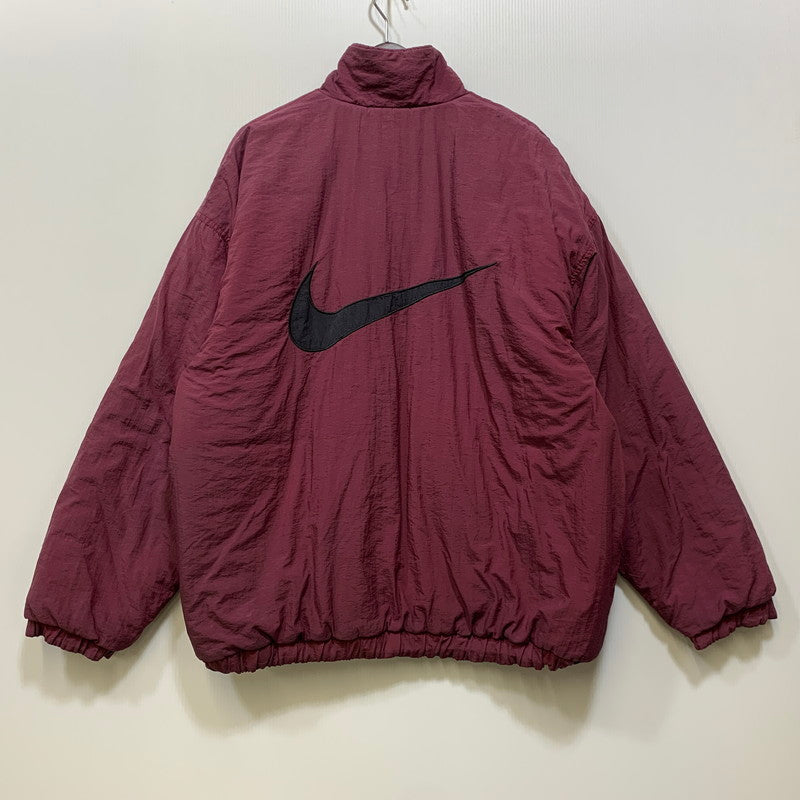 【現状渡し品】【メンズ】 NIKE ナイキ BIG SWOOSH REVERSIBLE JACKET ビッグ スウッシュ リバーシブル ジャケット 銀タグ 146-260702-as-10-izu サイズ：L カラー：ブラック/バーガンディー 万代Net店