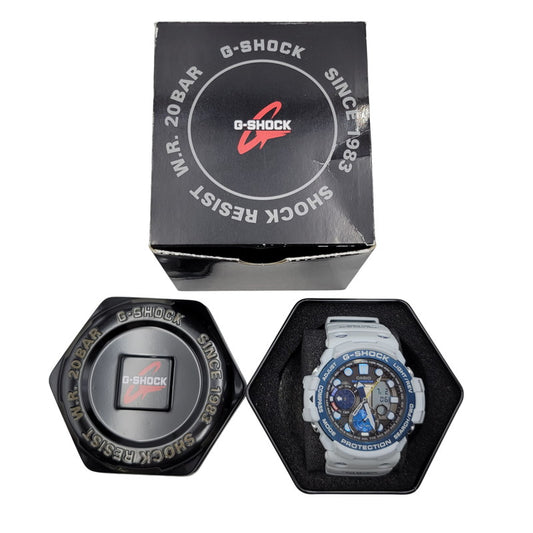【中古品】【メンズ/レディース】 G-SHOCK ジーショック GN-1000C GULFMASTER ガルフマスター アナデジ 腕時計 時計 196-260702-cs-15-izu サイズ：50.5 × 53.4 × 15.9 mm カラー：ライトグレー系×ブルー 万代Net店