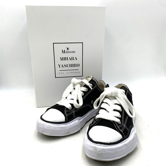 【中古品】【メンズ/レディース】 MAISON MIHARA YASUHIRO メゾンミハラヤスヒロ A01FW702 PETERSON ORIGINAL SOLE CANVAS LOWCUT SNEAKER ピーターソン オリジナル ソール キャンバス ローカット スニーカー シューズ 靴 162-260703-ya-05-izu サイズ：41 カラー：ブラック 万代Net店
