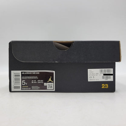 【中古品】【レディース】 NIKE ナイキ AIR JORDAN 1 MID (GS) DR8423-517 エア ジョーダン 1 MID GS スニーカー シューズ 靴 166-260708-as-12-izu サイズ：23.5cm カラー：DARK CONCORD/TAXI-WHITE-BLACK 万代Net店