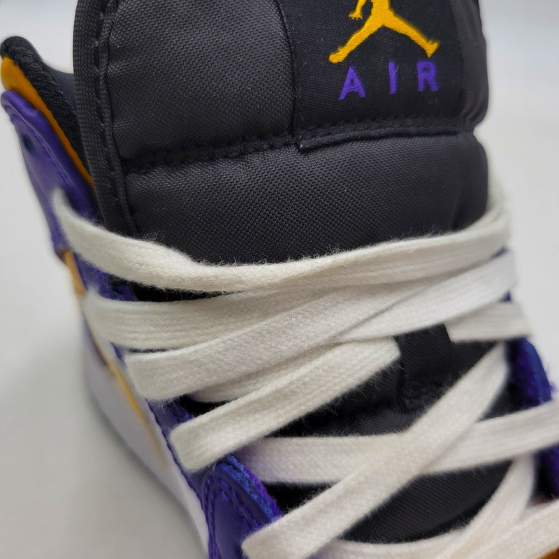 【中古品】【レディース】 NIKE ナイキ AIR JORDAN 1 MID (GS) DR8423-517 エア ジョーダン 1 MID GS スニーカー シューズ 靴 166-260708-as-12-izu サイズ：23.5cm カラー：DARK CONCORD/TAXI-WHITE-BLACK 万代Net店