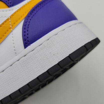 【中古品】【レディース】 NIKE ナイキ AIR JORDAN 1 MID (GS) DR8423-517 エア ジョーダン 1 MID GS スニーカー シューズ 靴 166-260708-as-12-izu サイズ：23.5cm カラー：DARK CONCORD/TAXI-WHITE-BLACK 万代Net店
