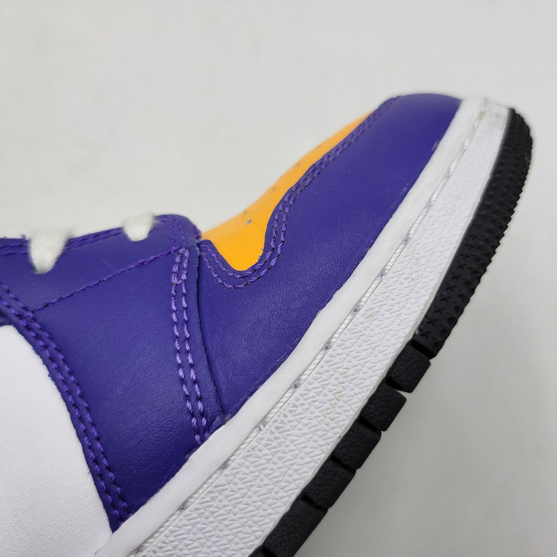 【中古品】【レディース】 NIKE ナイキ AIR JORDAN 1 MID (GS) DR8423-517 エア ジョーダン 1 MID GS スニーカー シューズ 靴 166-260708-as-12-izu サイズ：23.5cm カラー：DARK CONCORD/TAXI-WHITE-BLACK 万代Net店