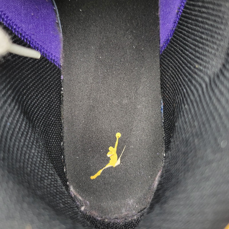 【中古品】【レディース】 NIKE ナイキ AIR JORDAN 1 MID (GS) DR8423-517 エア ジョーダン 1 MID GS スニーカー シューズ 靴 166-260708-as-12-izu サイズ：23.5cm カラー：DARK CONCORD/TAXI-WHITE-BLACK 万代Net店