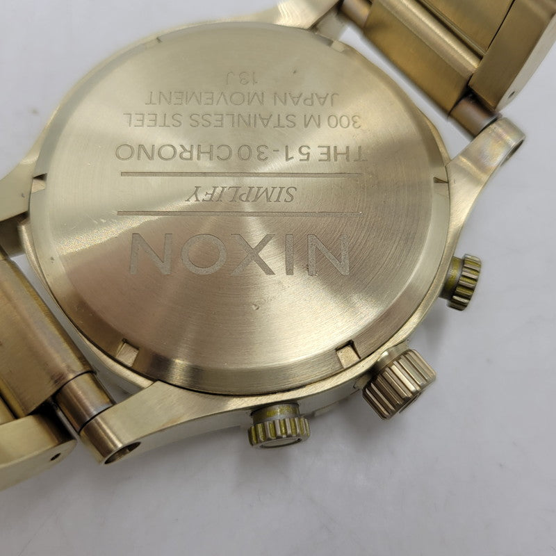 【中古品】【メンズ/レディース】 NIXON ニクソン 300M STAINLESS STEEL JAPAN MOVEMENT THE 51-30 CHRONO ステンレススチール クロノ 腕時計 197-260708-as-20-izu カラー：ゴールド 万代Net店