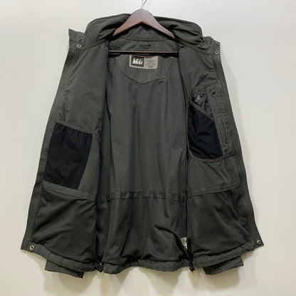 【中古品】【メンズ】 REI アールイーアイ 833085 NYLON ZIPUP MOUNTAIN PARKA ナイロン ジップアップ マウンテン パーカー ジャケット アウター 144-260709-kh-13-izu サイズ：M カラー：ダークグレー 万代Net店
