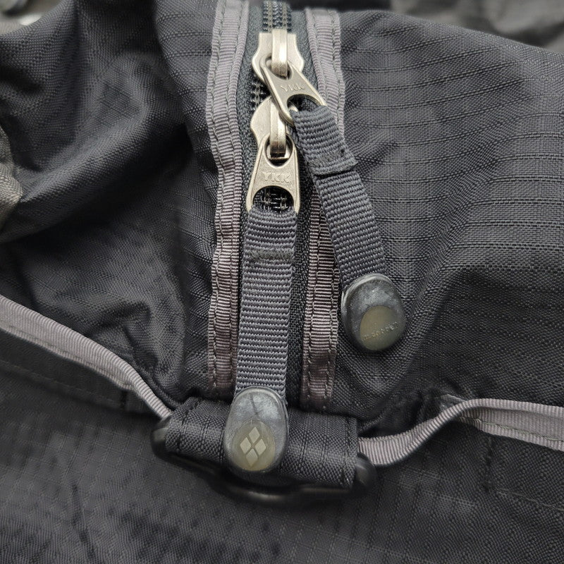 【中古品】【メンズ/レディース】 mont-bell モンベル CHECK L.W DUFFLE BAG ダッフルバッグ カバン 鞄 188-260708-as-18-izu カラー：グレー系×ブラック 万代Net店