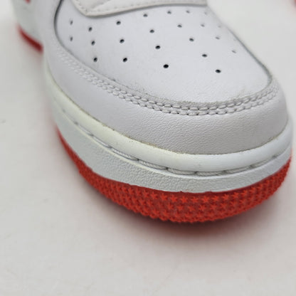 【中古品】【レディース】 NIKE ナイキ GS AIR FORCE 1 LOW DV7762-101 GS エアフォース1 ロー スニーカー 靴 166-260708-as-24-izu サイズ：23.5cm カラー：WHITE/PICANTE RED/WHITE 万代Net店