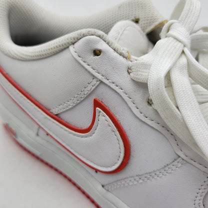 【中古品】【レディース】 NIKE ナイキ GS AIR FORCE 1 LOW DV7762-101 GS エアフォース1 ロー スニーカー 靴 166-260708-as-24-izu サイズ：23.5cm カラー：WHITE/PICANTE RED/WHITE 万代Net店