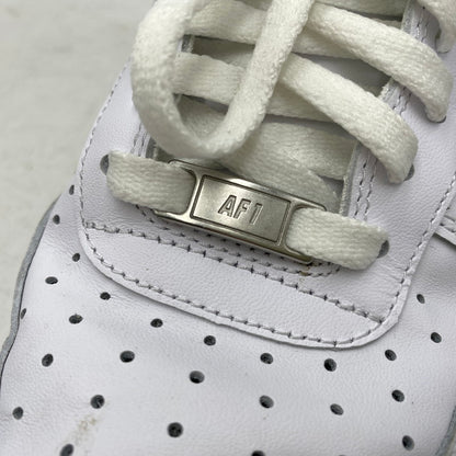 【中古品】【メンズ】 NIKE ナイキ AIR FORCE 1 '07 CW2288-111 エア フォース 1 '07 スニーカー シューズ 靴 160-260713-as-26-izu サイズ：28cm カラー：WHITE/WHITE 万代Net店