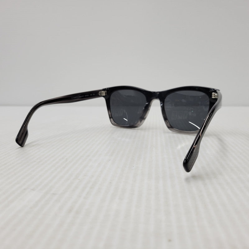 【中古品】【メンズ/レディース】 BURBERRY バーバリー SUNGLASSES B4348-F サングラス 小物 服飾雑貨 183-260710-ay-08-izu サイズ：54口21-145 カラー：ブラック系 万代Net店