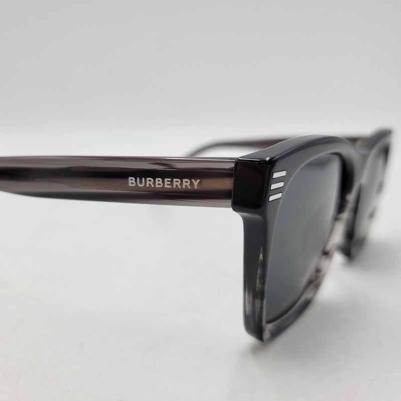 【中古品】【メンズ/レディース】 BURBERRY バーバリー SUNGLASSES B4348-F サングラス 小物 服飾雑貨 183-260710-ay-08-izu サイズ：54口21-145 カラー：ブラック系 万代Net店