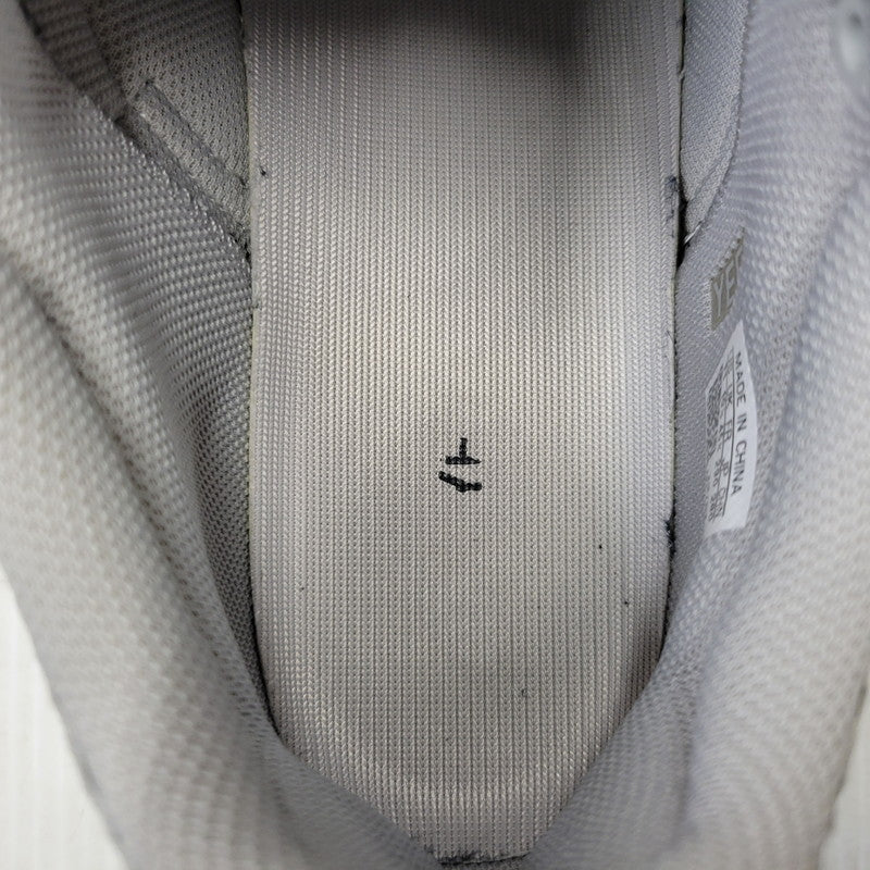 【中古品】【メンズ】 adidas アディダス YEEZY BOOST 700 B75571 イージーブースト 700 スニーカー シューズ 靴 161-260710-ay-12-izu サイズ：29cm カラー：MGSOGR/CWHITE/CBLACK 万代Net店