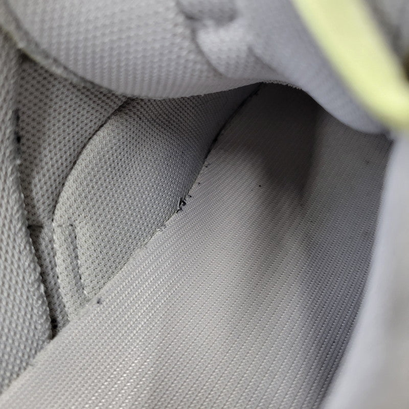 【中古品】【メンズ】 adidas アディダス YEEZY BOOST 700 B75571 イージーブースト 700 スニーカー シューズ 靴 161-260710-ay-12-izu サイズ：29cm カラー：MGSOGR/CWHITE/CBLACK 万代Net店