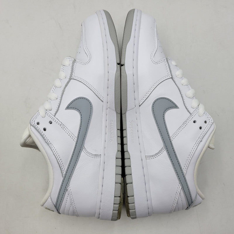 【中古品】【メンズ】 NIKE SB ナイキエスビー × SUPREME シュプリーム DUNK LOW OG QS HQ8487-100 ダンク ロー コラボ スニーカー シューズ 靴 160-260710-ay-03-izu サイズ：27.5cm カラー：WHITE/METALLIC SILVER-WHITE 万代Net店