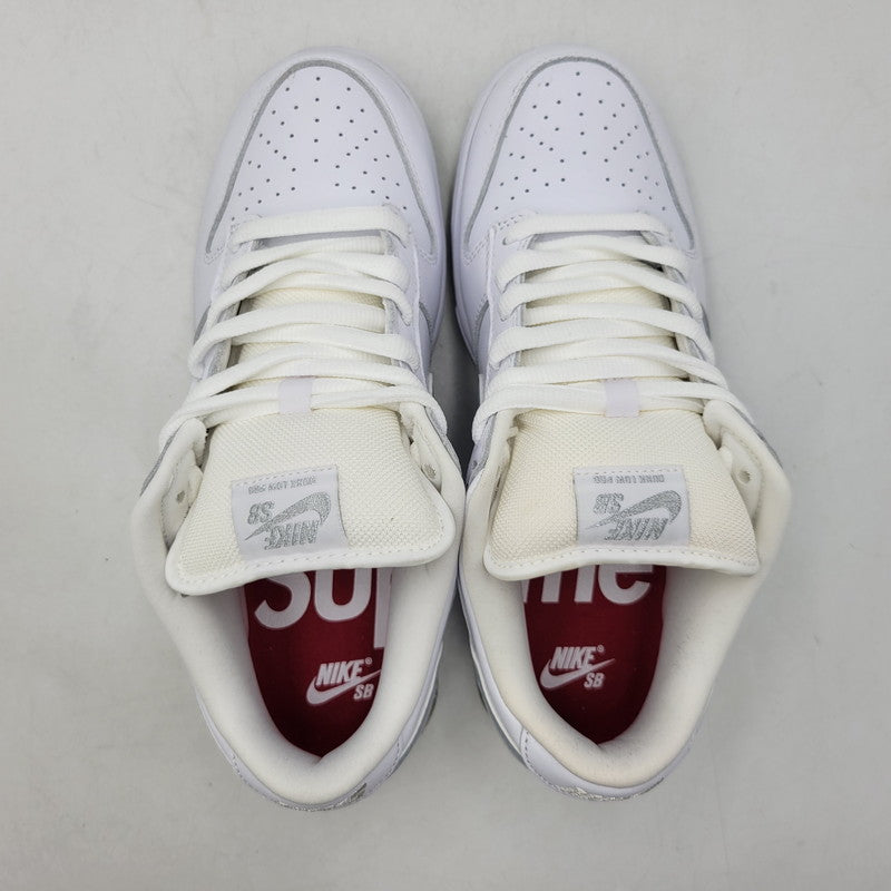 【中古品】【メンズ】 NIKE SB ナイキエスビー × SUPREME シュプリーム DUNK LOW OG QS HQ8487-100 ダンク ロー コラボ スニーカー シューズ 靴 160-260710-ay-03-izu サイズ：27.5cm カラー：WHITE/METALLIC SILVER-WHITE 万代Net店