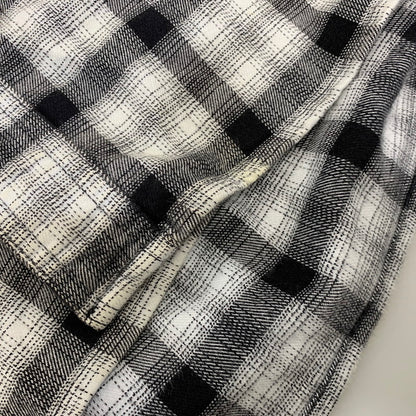 【中古品】【メンズ】 CARHARTT カーハート 104448120 RELAXED FIT FLANNEL SHIRT リラックスド フィット フランネル シャツ トップス 長袖 146-260730-cs-18-izu サイズ：XL カラー：ブラック×ホワイト 万代Net店