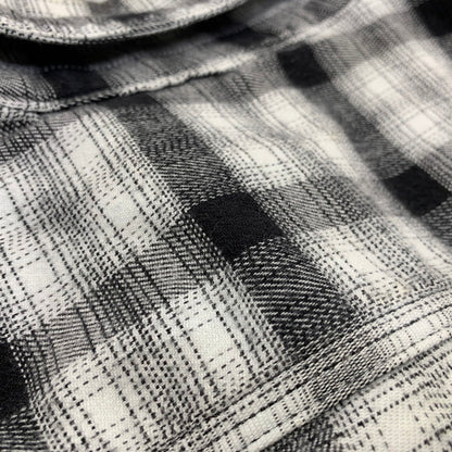 【中古品】【メンズ】 CARHARTT カーハート 104448120 RELAXED FIT FLANNEL SHIRT リラックスド フィット フランネル シャツ トップス 長袖 146-260730-cs-18-izu サイズ：XL カラー：ブラック×ホワイト 万代Net店