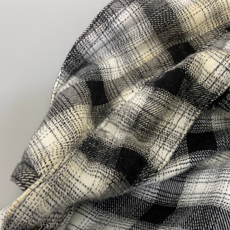 【中古品】【メンズ】 CARHARTT カーハート 104448120 RELAXED FIT FLANNEL SHIRT リラックスド フィット フランネル シャツ トップス 長袖 146-260730-cs-18-izu サイズ：XL カラー：ブラック×ホワイト 万代Net店