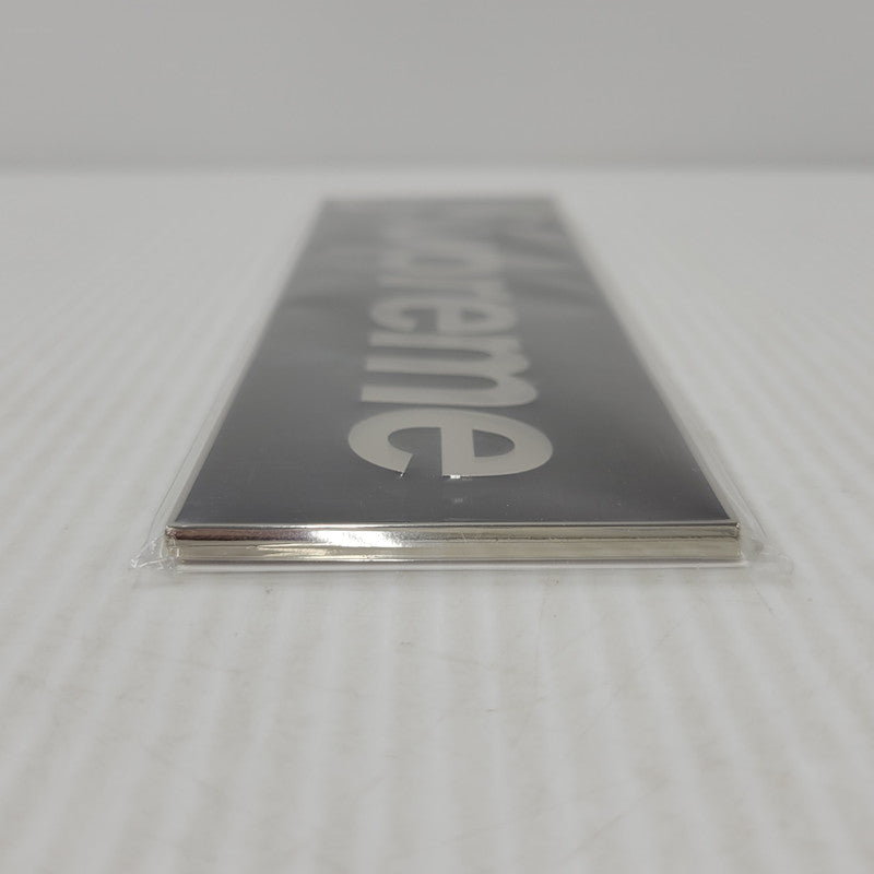 【中古美品】【メンズ/レディース】 Supreme シュプリーム 25FW BOX LOGO CAR EMBLEM ボックス ロゴ カー エンブレム 小物 208-260710-ay-02-izu カラー：ブラック 万代Net店