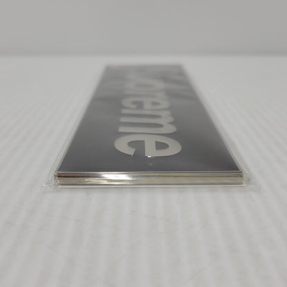 【中古美品】【メンズ/レディース】 Supreme シュプリーム 25FW BOX LOGO CAR EMBLEM ボックス ロゴ カー エンブレム 小物 208-260710-ay-02-izu カラー：ブラック 万代Net店
