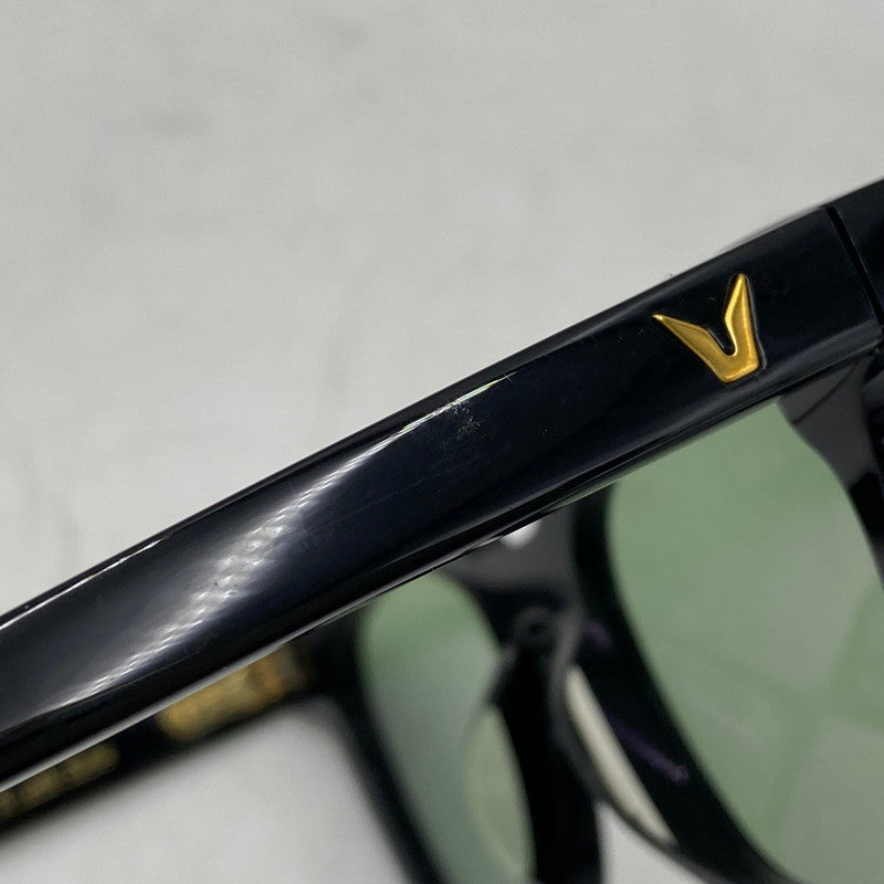 【現状渡し品】【メンズ/レディース】 GENTLE MONSTER ジェントルモンスター SOUTH SIDE SUNGLASSES サウスサイド サングラス 203-260711-as-18-izu サイズ：48□22-152 カラー：ブラック×グリーン系 万代Net店