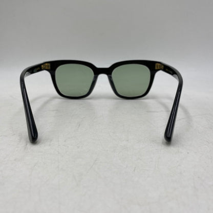 【現状渡し品】【メンズ/レディース】 GENTLE MONSTER ジェントルモンスター SOUTH SIDE SUNGLASSES サウスサイド サングラス 203-260711-as-18-izu サイズ：48□22-152 カラー：ブラック×グリーン系 万代Net店