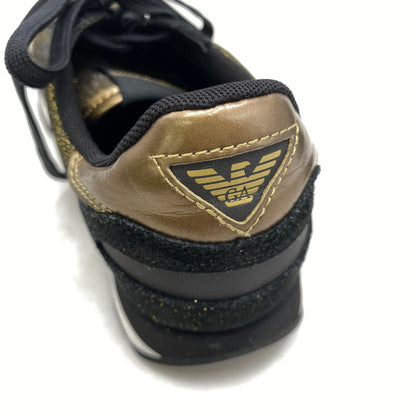 【中古品】【レディース】 Emporio Armani エンポリオ・アルマーニ SUEDE SNEAKERS X3X058 XL617 スエード スニーカー シューズ 靴 166-260713-as-27-izu サイズ：US 6M カラー：ブラック×ゴールド 万代Net店