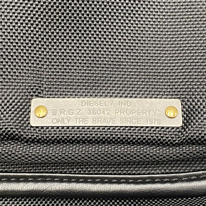 【中古品】【メンズ/レディース】 DIESEL ディーゼル METAL LOGO SHOULDER BAG D253150 メタル ロゴ ショルダーバッグ カバン 鞄 188-260715-as-24-izu カラー：ブラック 万代Net店