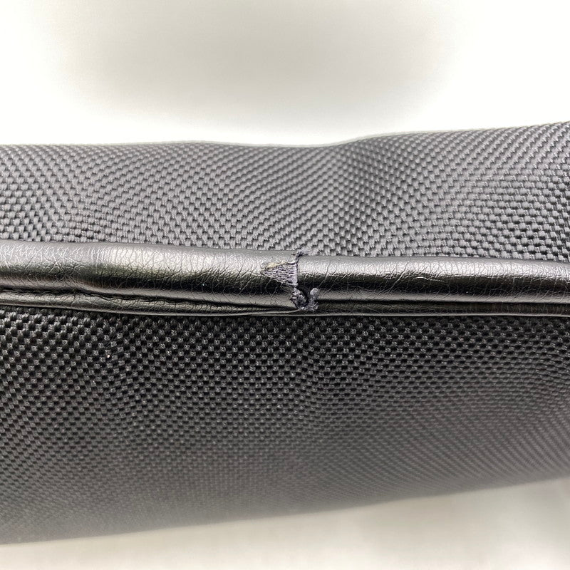 【中古品】【メンズ/レディース】 DIESEL ディーゼル METAL LOGO SHOULDER BAG D253150 メタル ロゴ ショルダーバッグ カバン 鞄 188-260715-as-24-izu カラー：ブラック 万代Net店